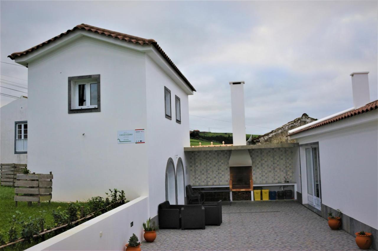 Casa Do Adro -granel Сasa de vacaciones *